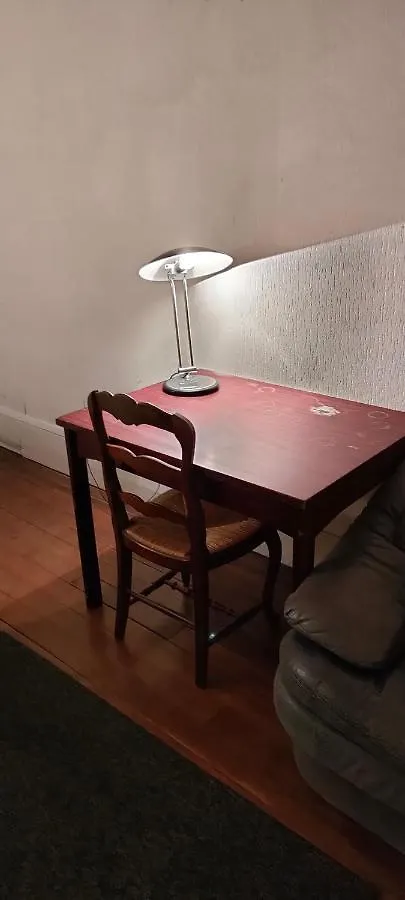 Private Room III For 1 Person Maximum In Our Family Apartment In Paris 10, Near La Gare Du Nord Homestay